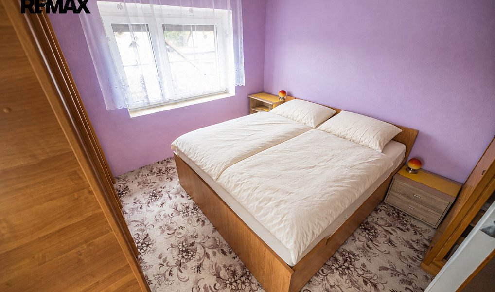 Prodej domu 290 m² s pozemkem 877 m², Habartov – náhled fotky 11