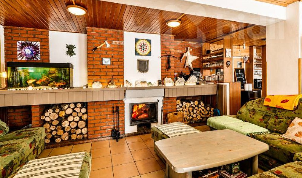 Prodej ubytovacího objektu 860 m², Chvalčov – náhled fotky 11