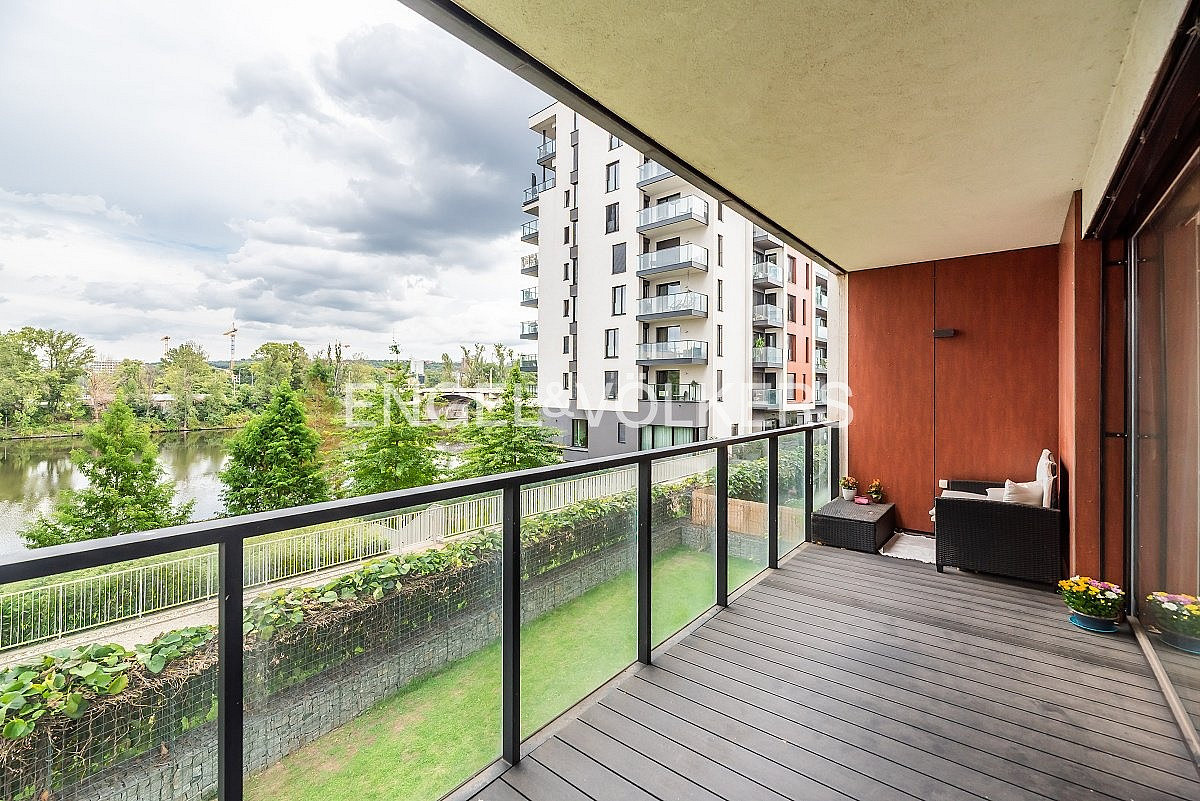 Pronájem bytu 3+kk 90 m² – fotografie 2