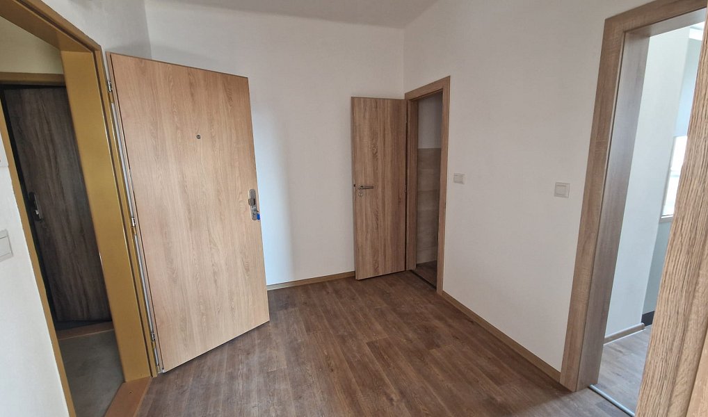 Prodej bytu 3+1 68 m², Uherský Brod – náhled fotky 7