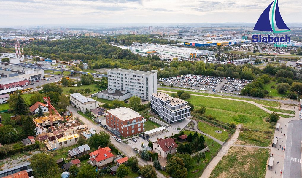 Prodej domu 198 m² s pozemkem 641 m², Praha – náhled fotky 48