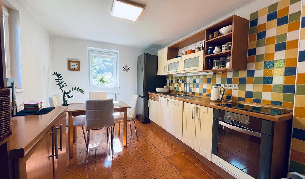 Prodej domu 130 m² s pozemkem 1 063 m², Čtveřín – náhled fotky 5