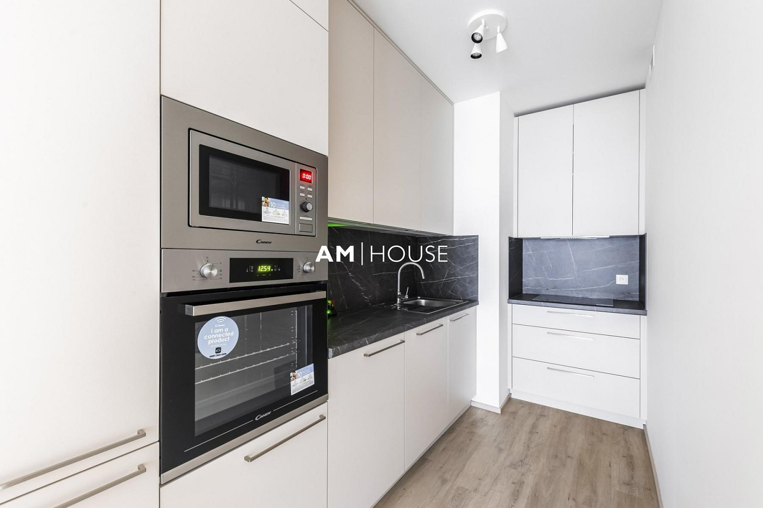 Pronájem bytu 2+kk 50 m² — photo 3