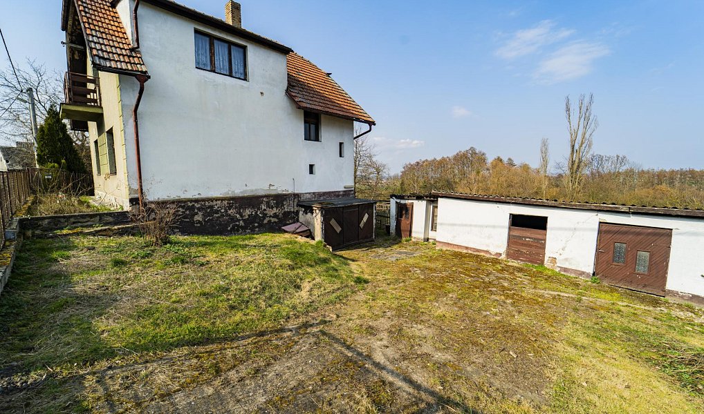 Prodej domu 140 m² s pozemkem 1 086 m², Lhotky – náhled fotky 23