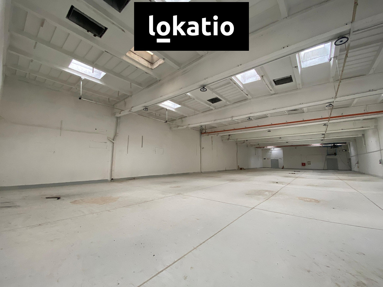 Pronájem skladovacích prostor 1 512 m²