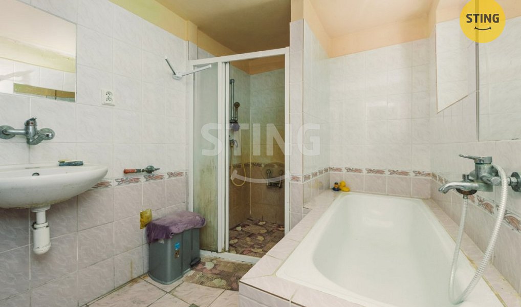 Prodej domu 290 m² s pozemkem 1 366 m², Rosice – náhled fotky 9