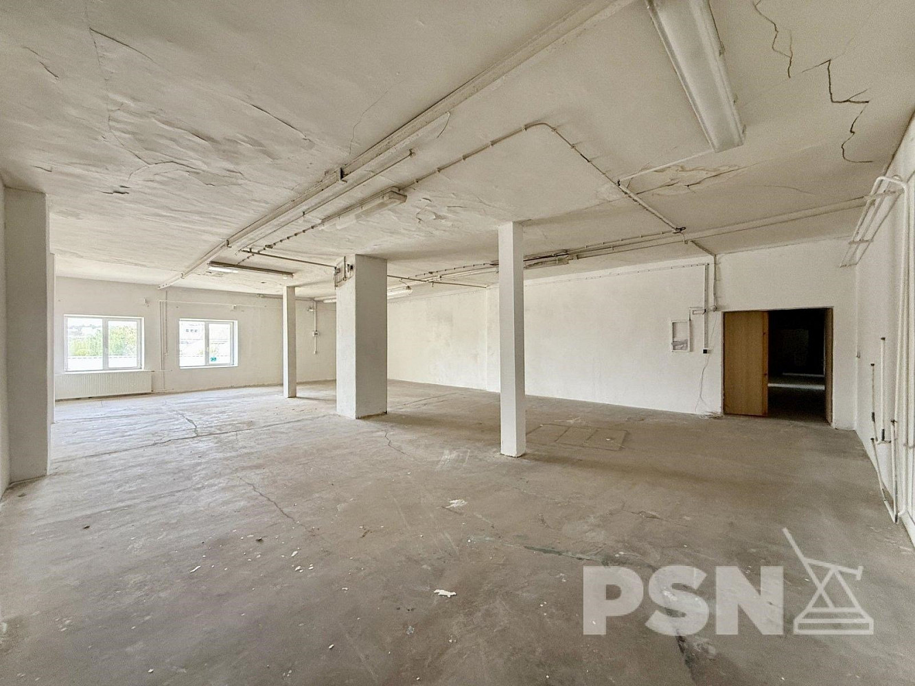 Pronájem skladovacích prostor 397 m²
