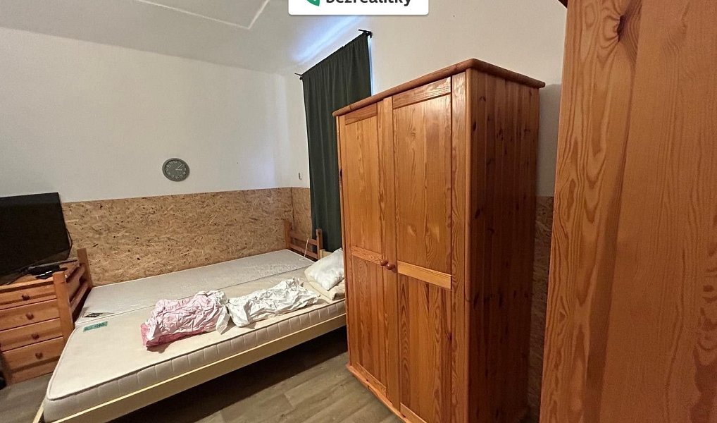 Prodej domu 168 m² s pozemkem 1 188 m², Martiněves – náhled fotky 8