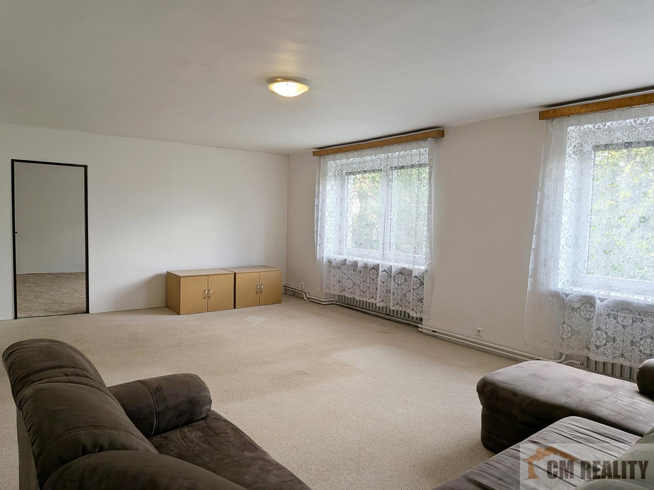Prodej domu 245 m² s pozemkem 328 m² – fotografie 2