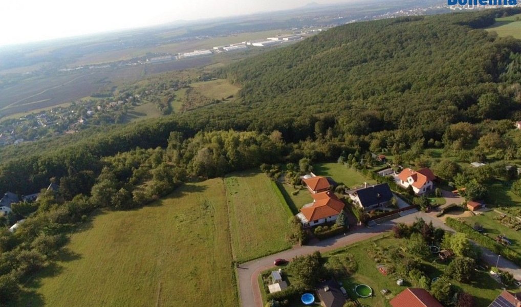Prodej stavebního pozemku 1 850 m², Dobrovice – náhled fotky 18