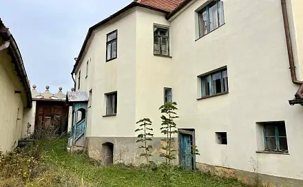 Prodej domu 372 m² s pozemkem 2 487 m², Náměstí Svobody, Spálené Poříčí, okres Plzeň-Jih