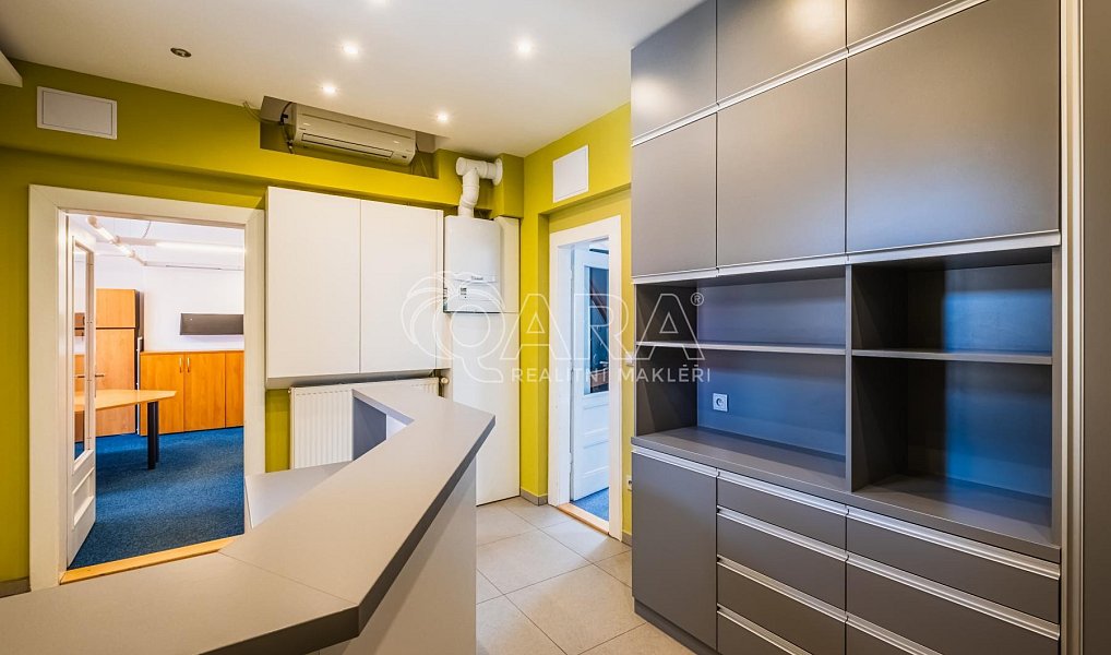 Pronájem kanceláře 100 m², Praha – náhled fotky 6