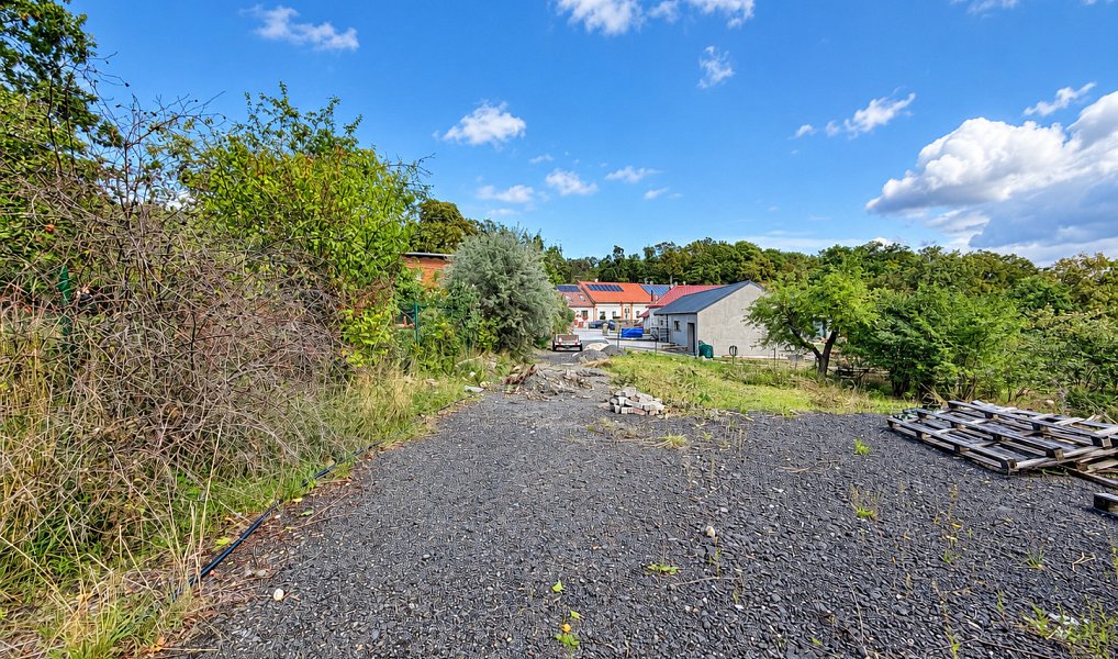 Prodej stavebního pozemku 1 017 m², Jirkov – náhled fotky 12