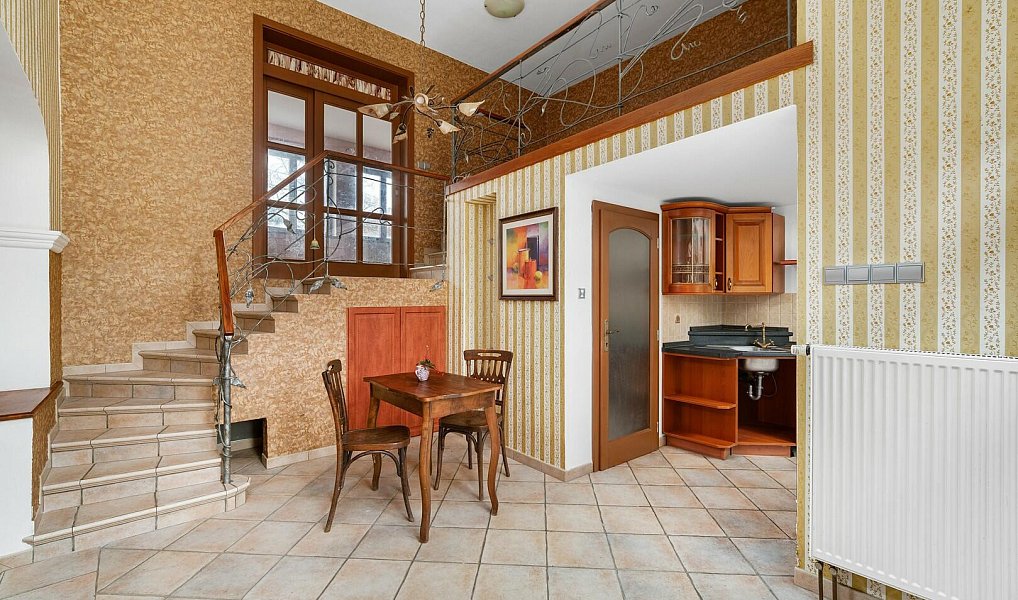 Prodej domu 160 m² s pozemkem 310 m², Rosice – náhled fotky 3