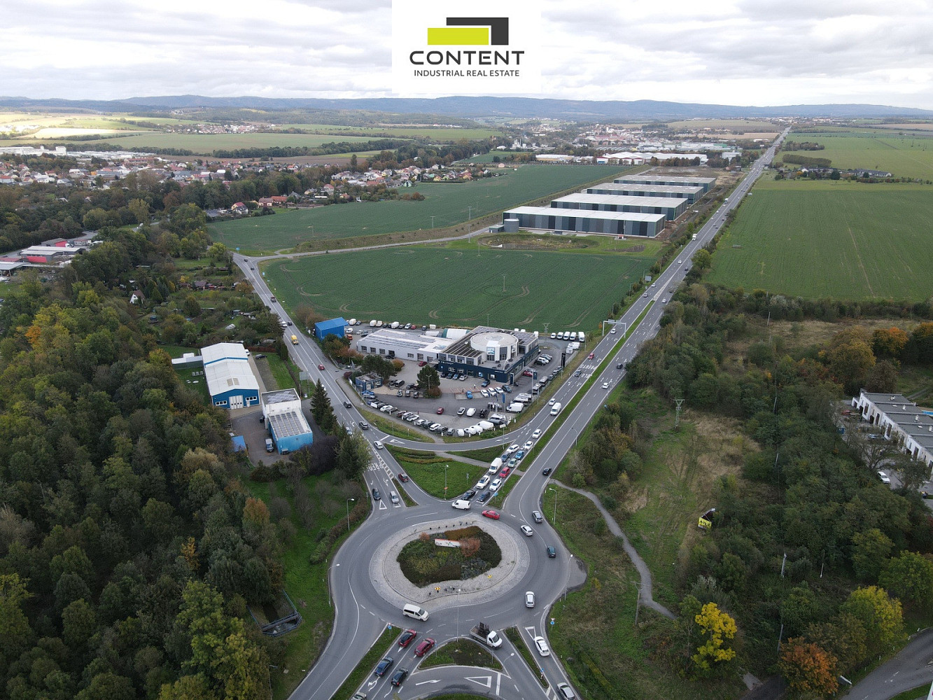 Pronájem výrobních prostor 2 300 m² — photo 2