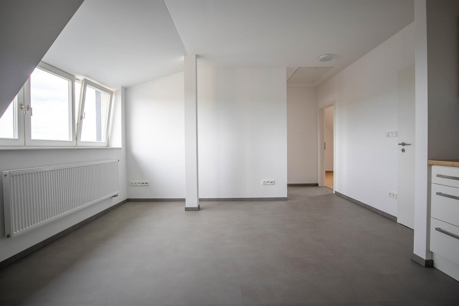 Pronájem bytu 3+kk 98 m² – fotografie 5