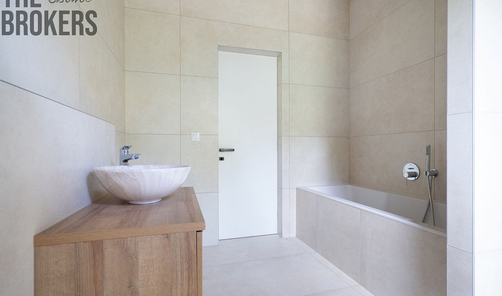 Prodej domu 306 m² s pozemkem 968 m², Chrustenice – náhled fotky 7