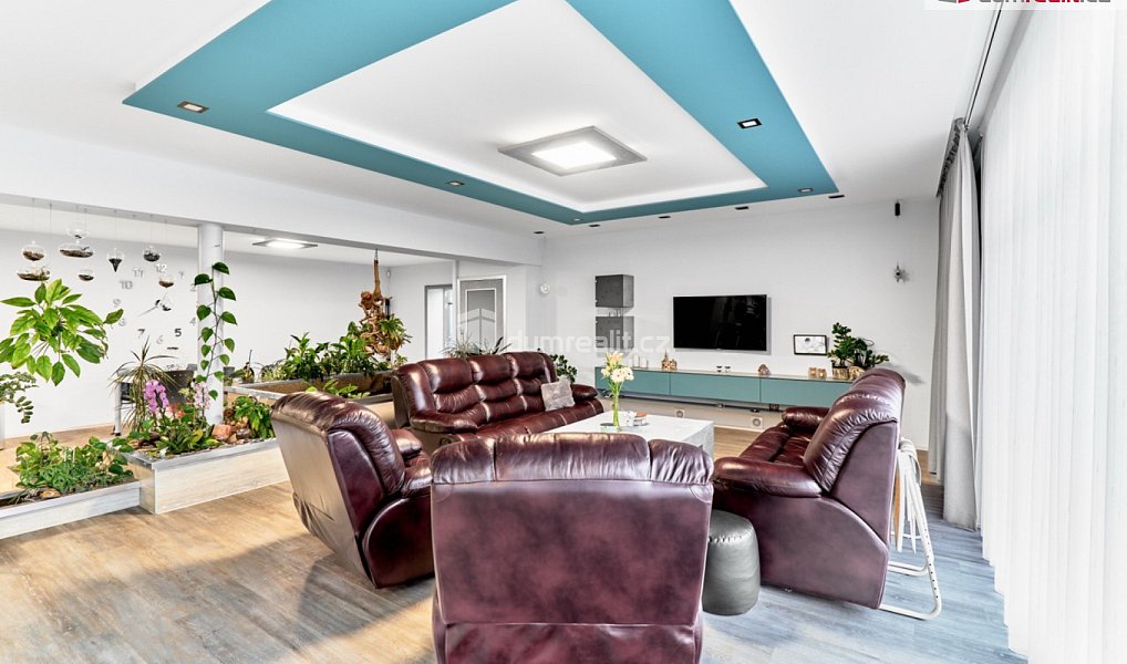 Prodej domu 296 m² s pozemkem 3 134 m², Děčín – náhled fotky 12