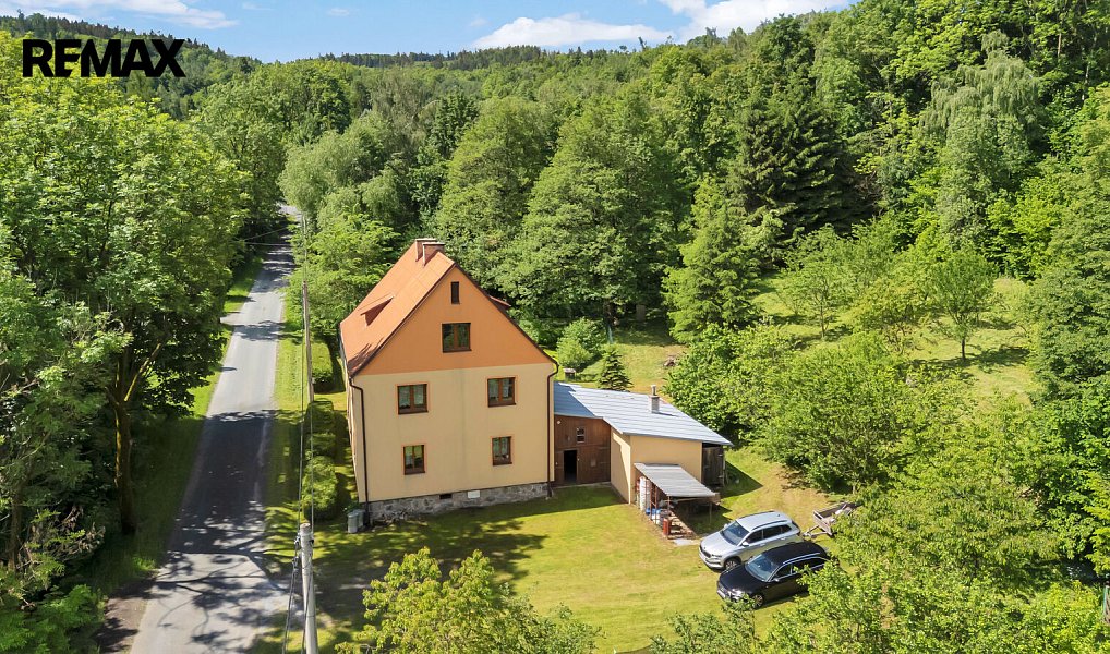 Prodej chaty/chalupy 300 m² s pozemkem 3 850 m², Uhelná – náhled fotky 24