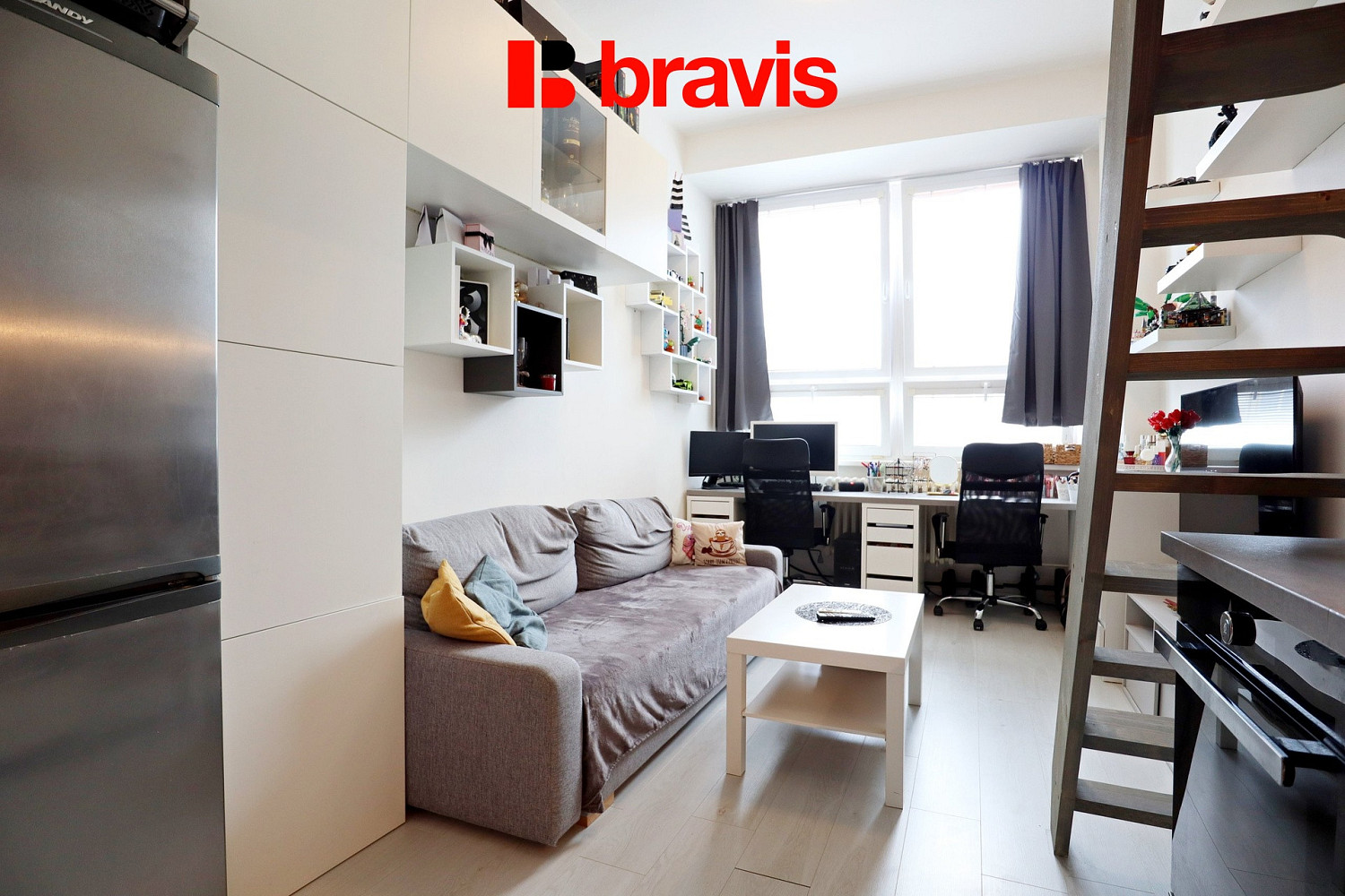 Pronájem bytu 1+kk 25 m² — photo 2
