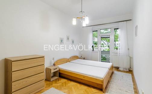 Pronájem bytu 2+1 55 m², 5. května, Praha 4 - Nusle