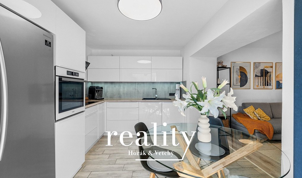 Prodej domu 89 m² s pozemkem 249 m², Zdounky – náhled fotky 2