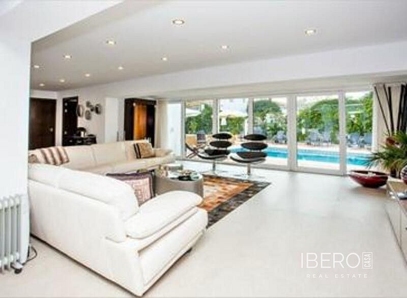 Prodej domu 650 m² s pozemkem 1 500 m² — photo 2