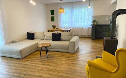 Pronájem domu 250 m² s pozemkem 692 m², Sadová, Sovínky, okres Mladá Boleslav