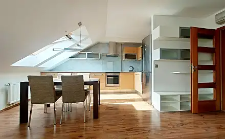 Pronájem bytu 3+kk 92 m², Gutova, Praha 10 - Strašnice