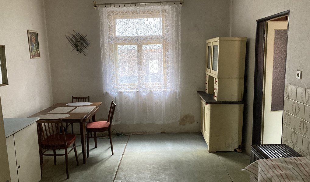Prodej domu 250 m² s pozemkem 551 m², Chocerady – náhled fotky 4