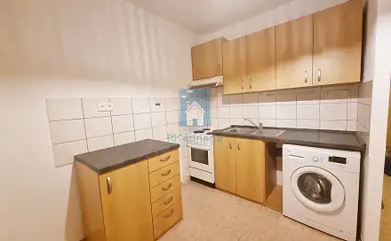 Pronájem bytu 1+1 32 m²