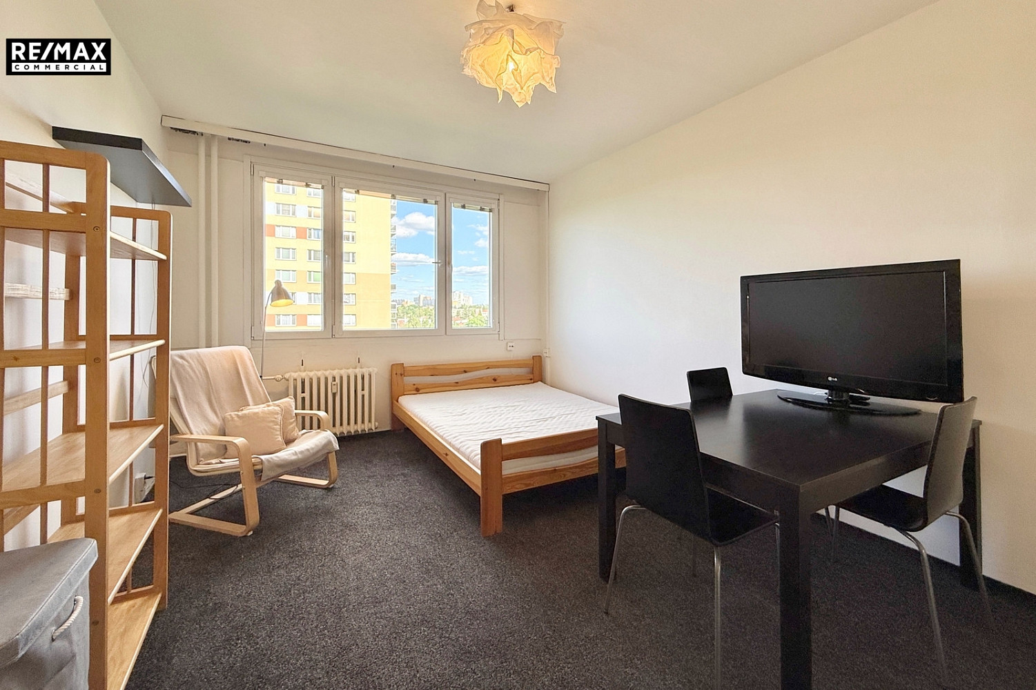 Pronájem bytu 1+kk 28 m²