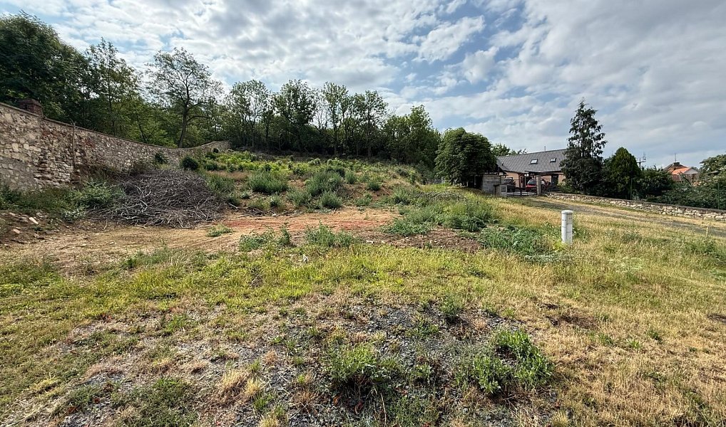 Prodej stavebního pozemku 1 657 m², Bečov – fotka 1 z 6