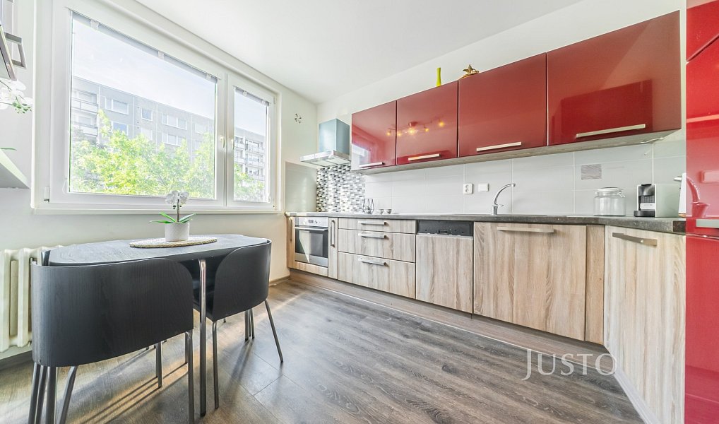 Prodej bytu 3+1 62 m², Praha – náhled fotky 3