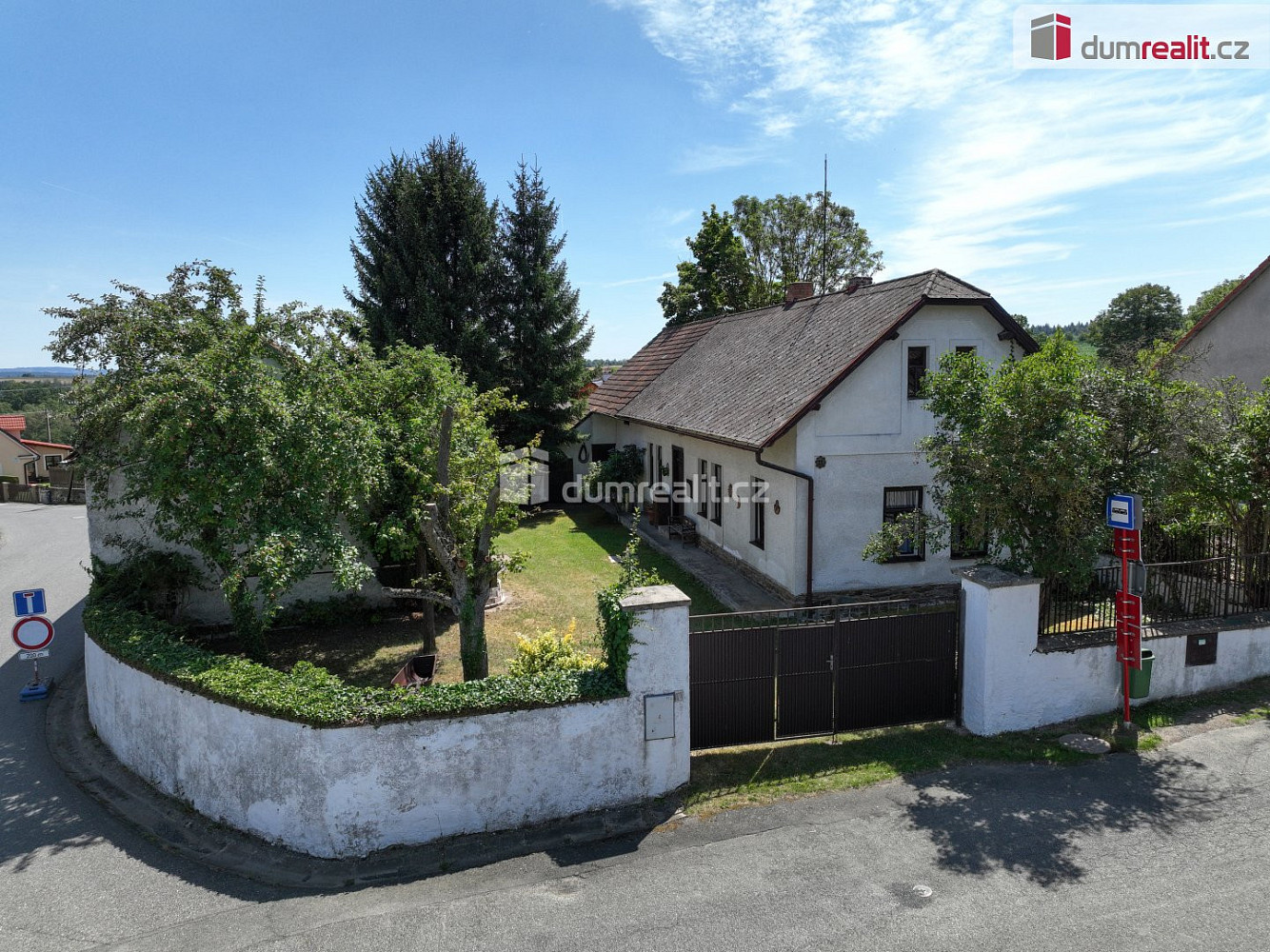 Prodej domu 90 m² s pozemkem 795 m²