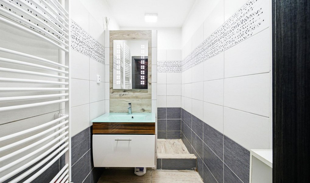 Prodej domu 250 m² s pozemkem 204 m², Jirkov – náhled fotky 14