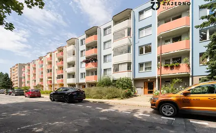 Prodej bytu 2+1 55 m², Luční, Ivančice, okres Brno-venkov