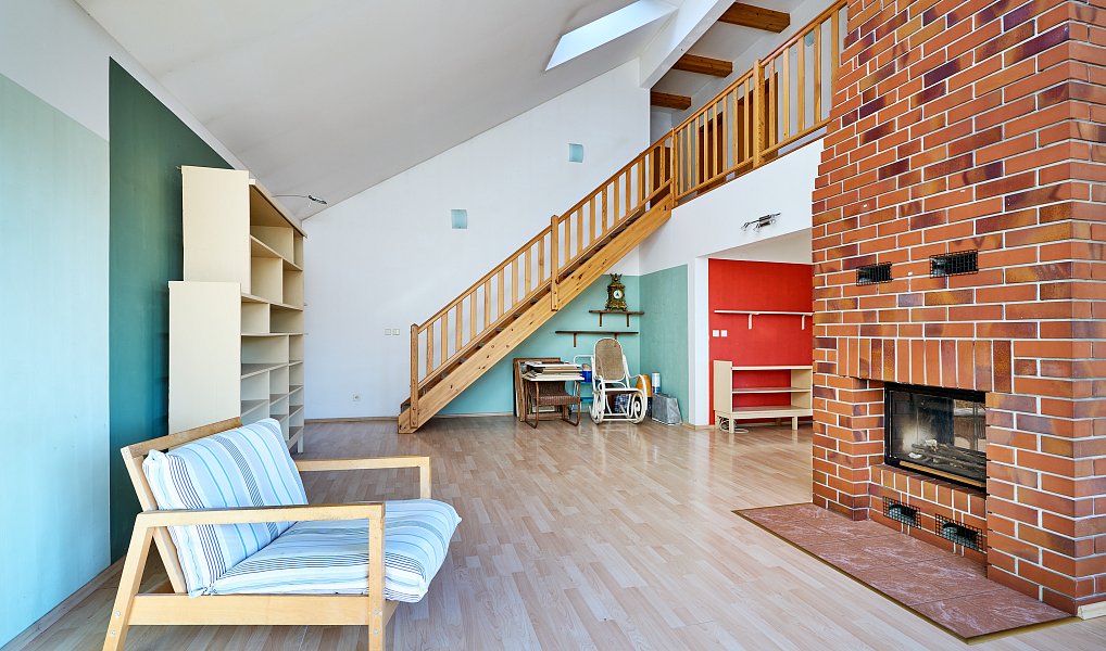 Prodej domu 237 m² s pozemkem 1 094 m², Černé Voděrady – náhled fotky 6