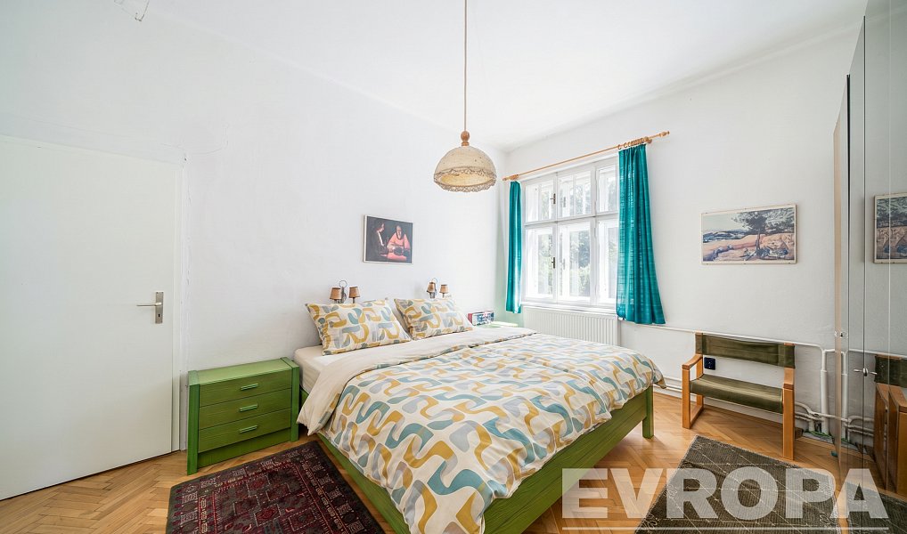 Prodej domu 320 m² s pozemkem 7 861 m², Hostinné – náhled fotky 11