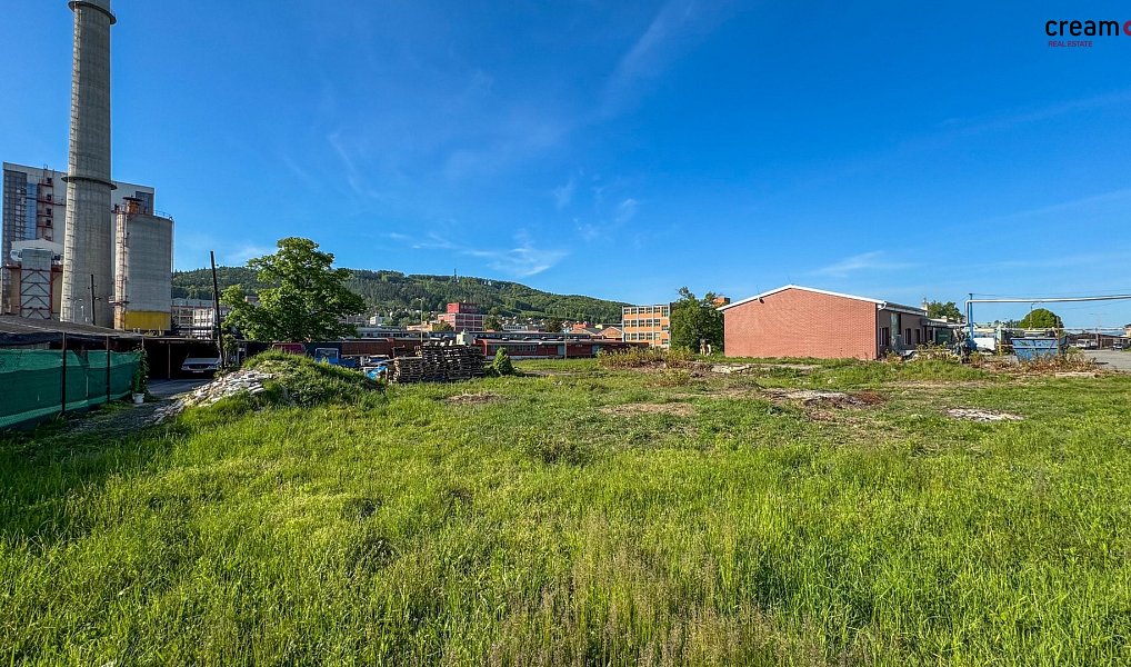 Pronájem komerčního pozemku 1 840 m², Zlín – náhled fotky 2