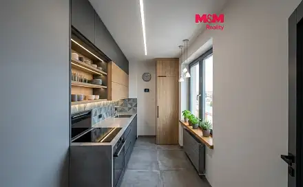 Prodej bytu 3+1 67 m², Růžová, Opatovice nad Labem, okres Pardubice