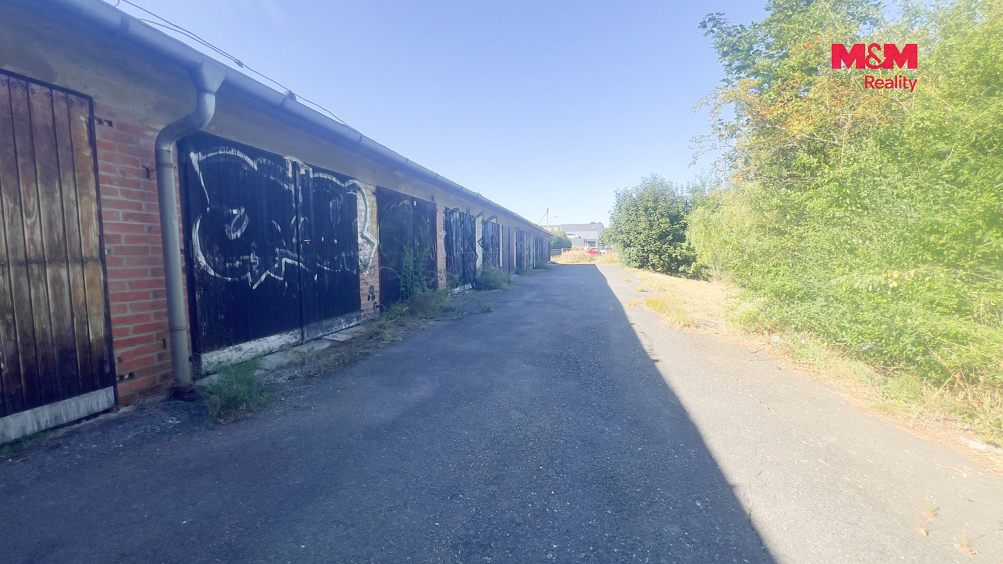 Prodej garáže, 18 m2, Zlín, ul. Partyzánská – fotografie 3