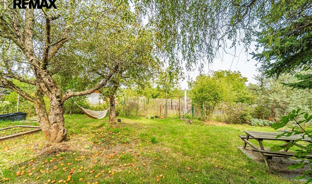 Prodej zahrady 489 m², Praha – náhled fotky 17