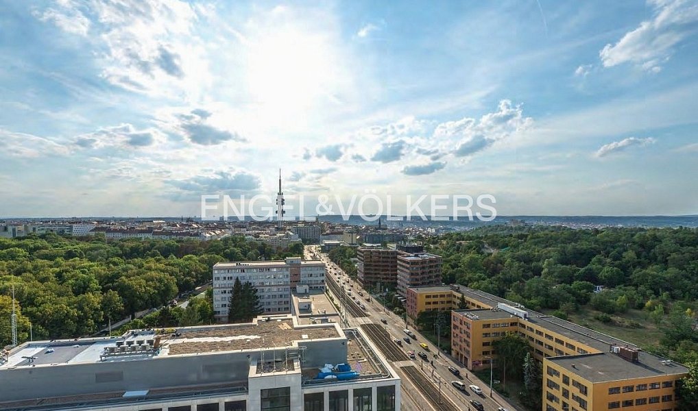 Pronájem bytu 4+kk 132 m², Praha – náhled fotky 3