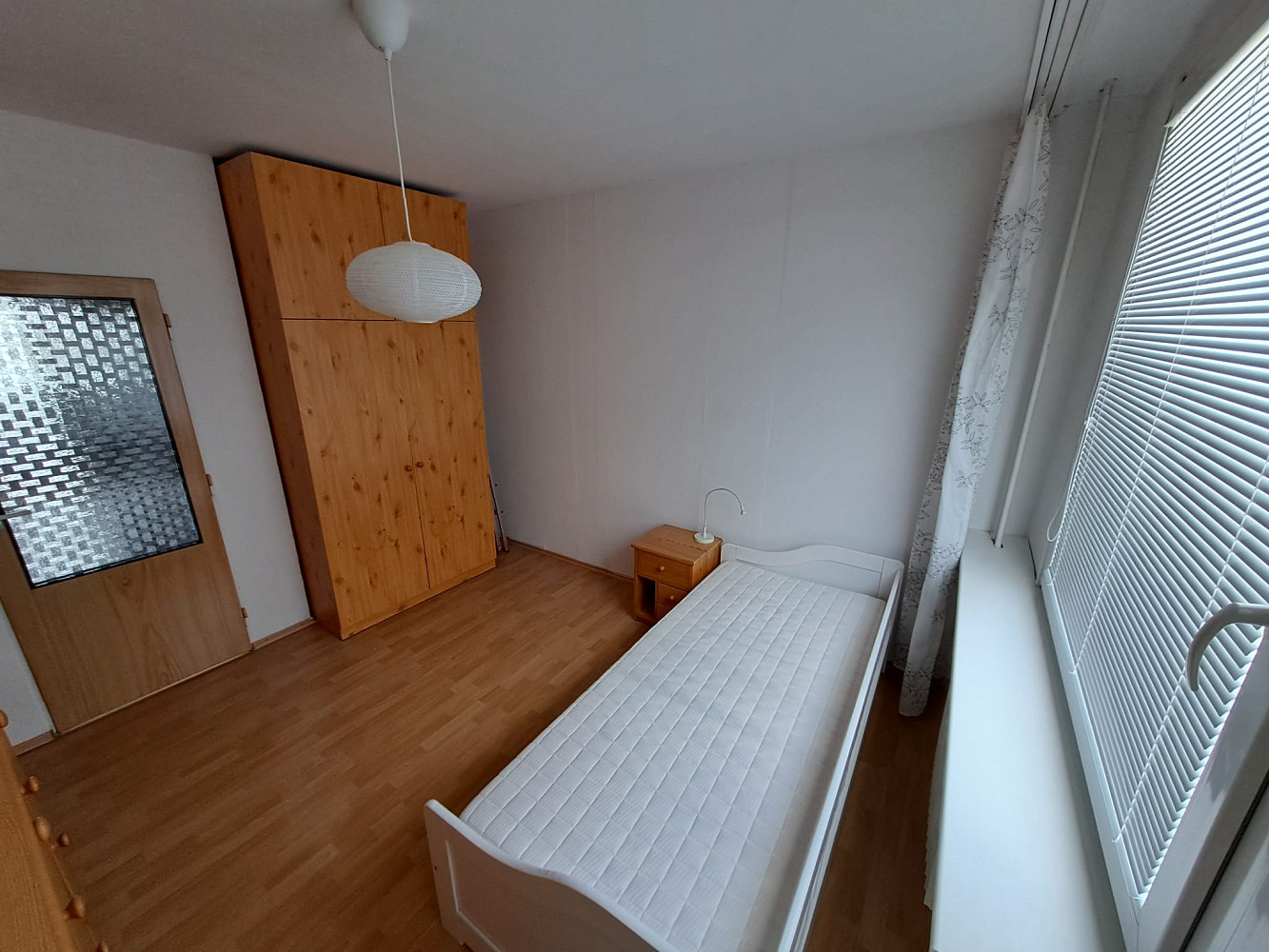 Pronájem bytu 3+1 74 m² – pohled 3