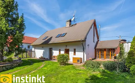 Prodej domu 180 m² s pozemkem 1 718 m², Bušanovice - Horní Nakvasovice, okres Prachatice
