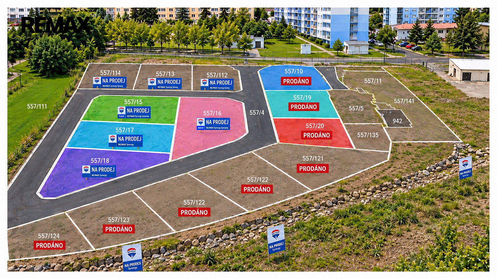 Prodej stavebního pozemku 906 m² – fotografie 2