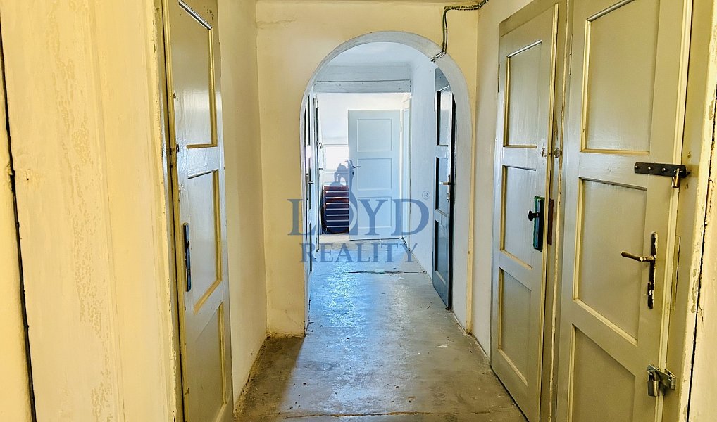 Prodej bytu 2+1 92 m², Karlovy Vary – náhled fotky 24