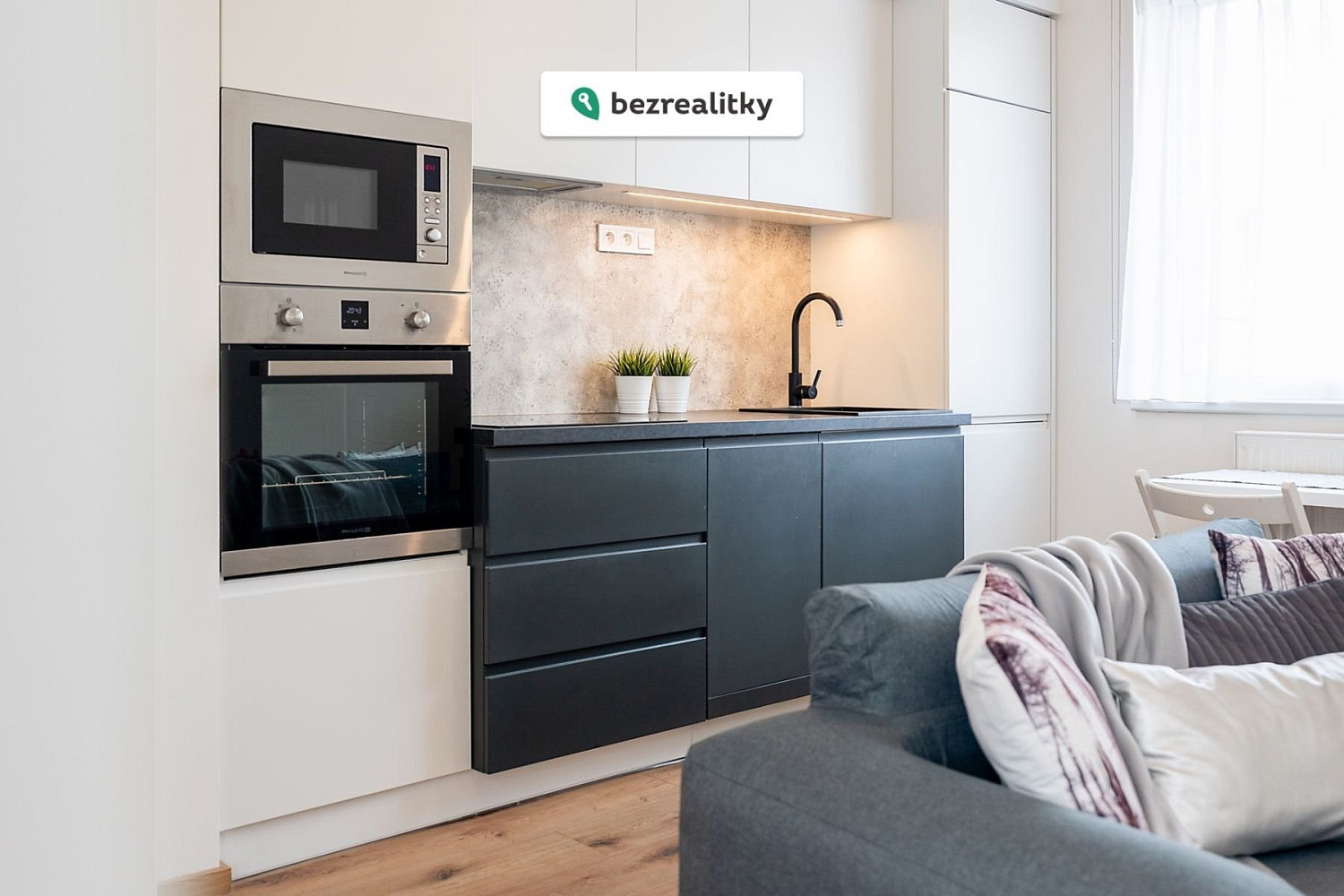 Prodej bytu 2+kk 42 m² – fotografie 2