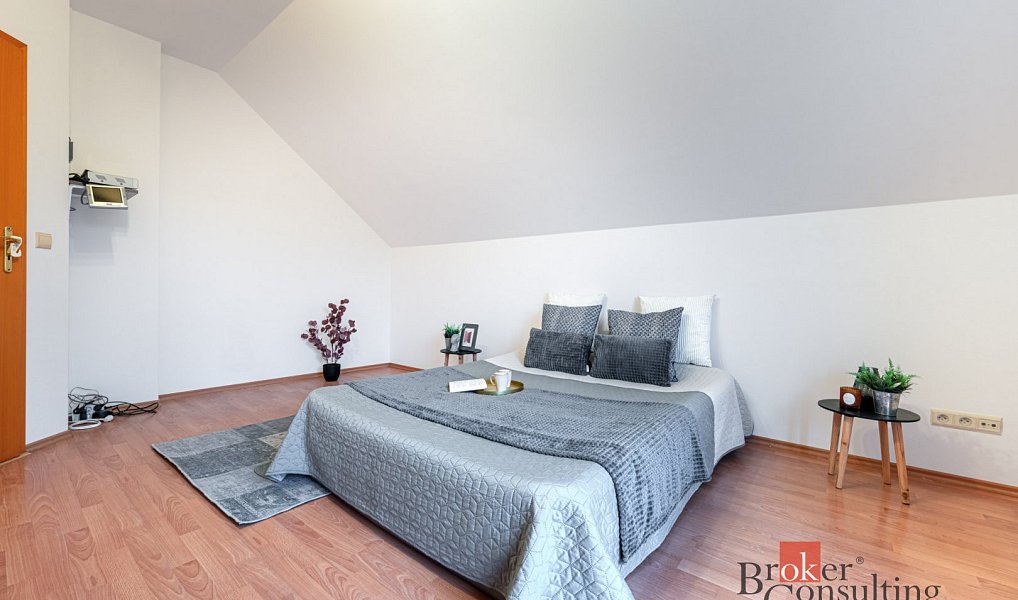 Prodej bytu 4+kk 172 m², Praha – náhled fotky 14